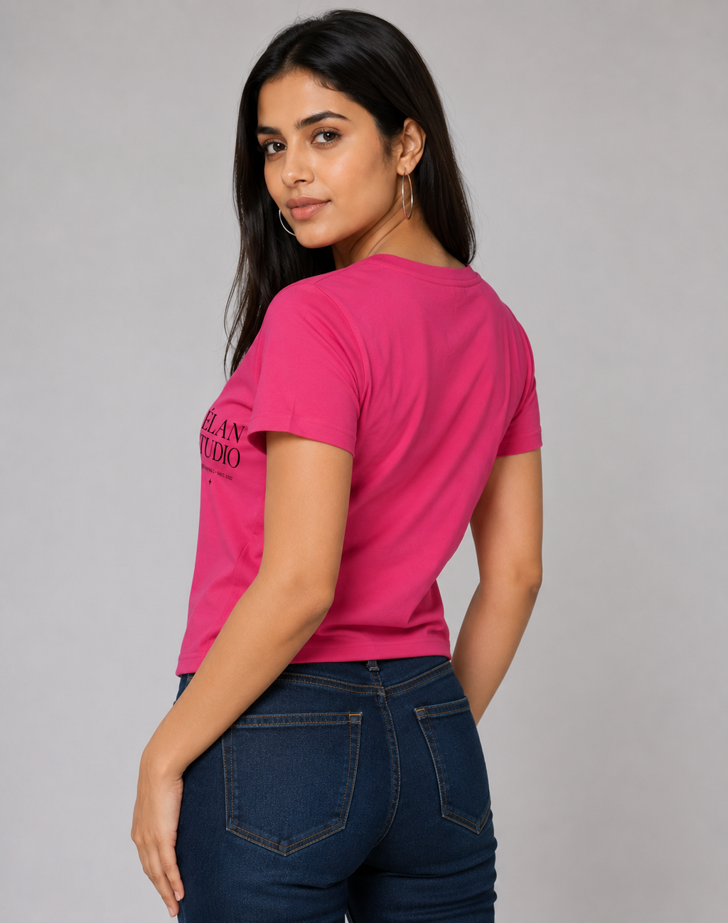 ÉLAN STUDIO – Premium Minimalist Women's Graphic T-Shirt